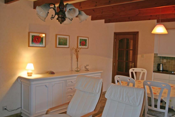 Gîte de vacances le Coquelicot pour 1 à 4 personnes avec 2 chambres à coucher